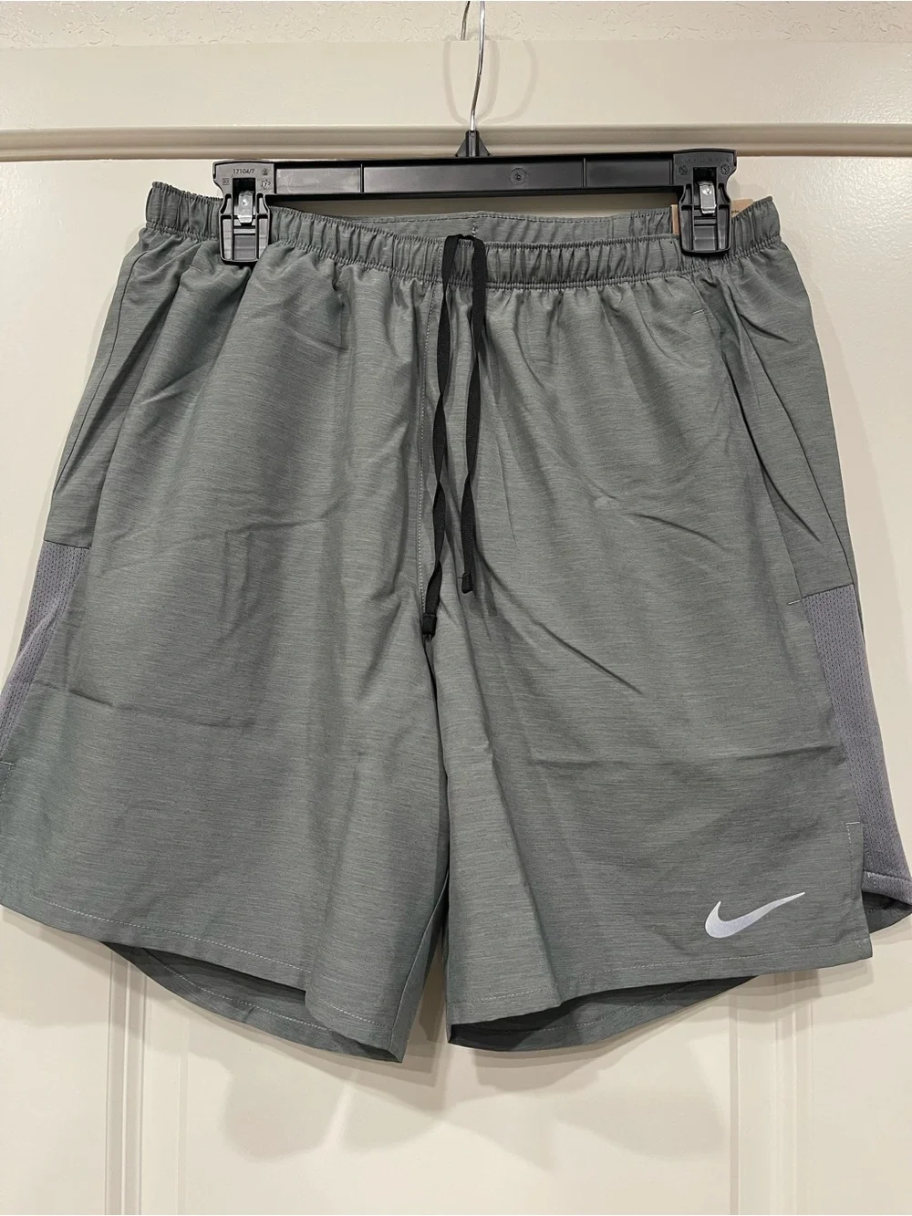 Nike Men’s Gray Athletic Training Shorts with Black Drawstring